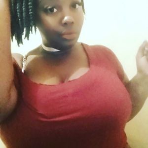 Meet your Posher, Valarie